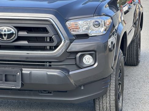Used 2022 Toyota Tacoma SR5 image 37