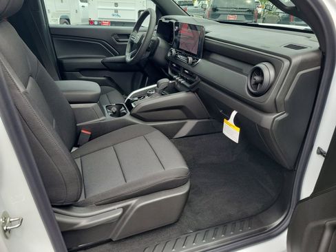 New 2026 Chevrolet Colorado Trail Boss AWD/4WD image 15