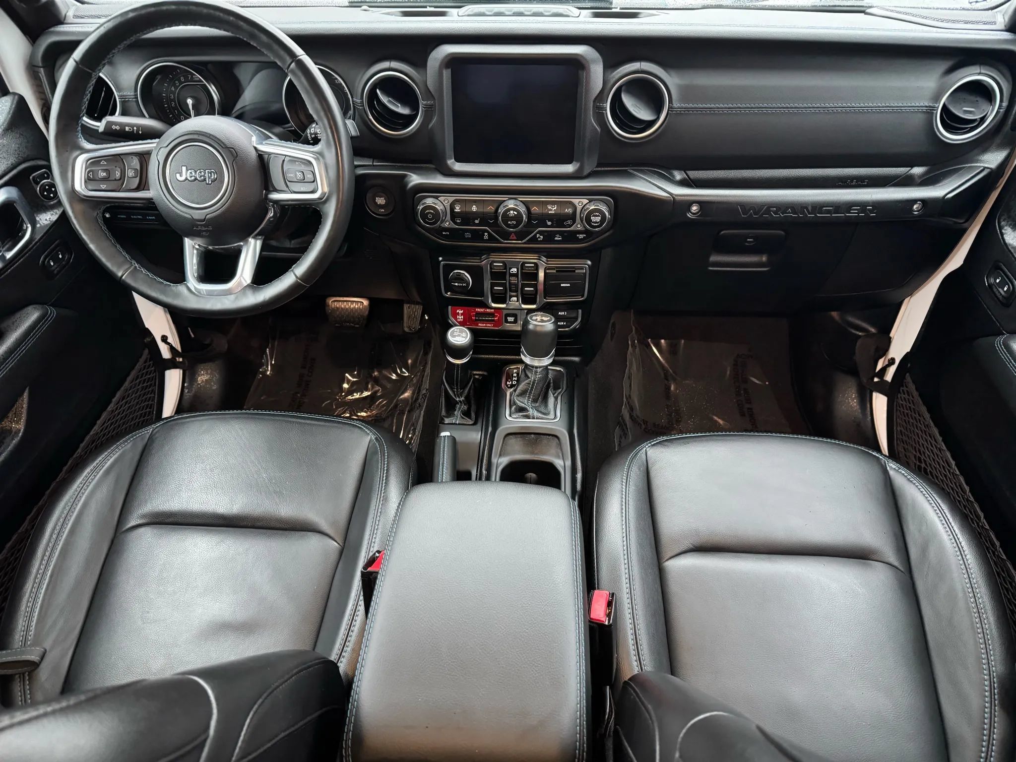 Used 2021 Jeep Wrangler Unlimited Rubicon 4xe w/ Cold Weather Group AWD/4WD image 19