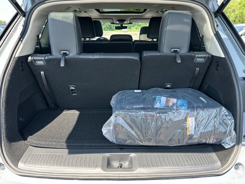 New 2027 INFINITI QX60 Luxe w/ Family Package AWD/4WD image 25