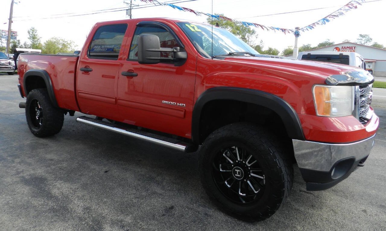 Used 2012 GMC Sierra 2500 SLE w/ SLE Preferred Package AWD/4WD image 5