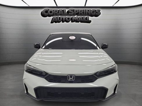 Used 2025 Honda Civic Sport image 2