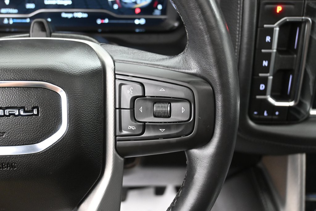 Used 2023 GMC Yukon Denali w/ Denali Reserve Package AWD/4WD image 11