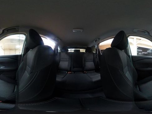 Used 2025 Nissan Rogue SV AWD/4WD image 44