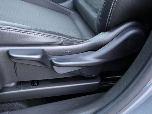 Used 2020 Buick Encore GX Preferred w/ Sport Touring Package image 24