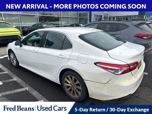 Used 2020 Toyota Camry LE w/ Cold Weather Package image 6