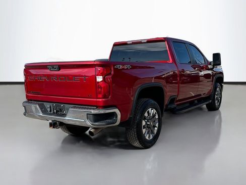 Used 2021 Chevrolet Silverado 2500 LT w/ Convenience Package image 3