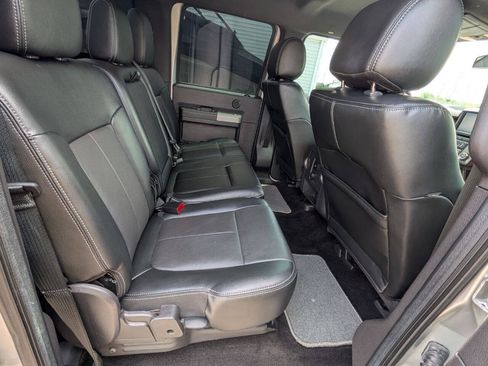 Used 2016 Ford F250 Lariat RWD image 24