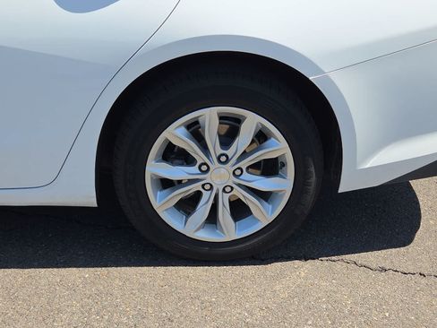Used 2024 Chevrolet Malibu LT FWD image 16