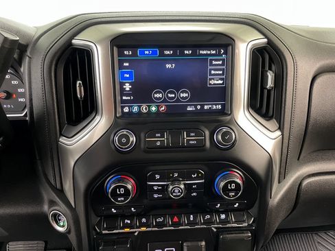 Used 2019 Chevrolet Silverado 1500 RST w/ All-Star Edition AWD/4WD image 34