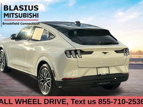 Used 2025 Ford Mustang Mach-E Premium image 5