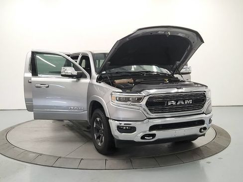 Used 2022 RAM 1500 Limited AWD/4WD image 11