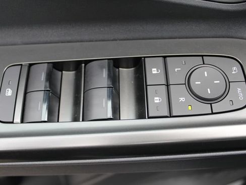 Certified 2026 Toyota C-HR AWD/4WD image 36