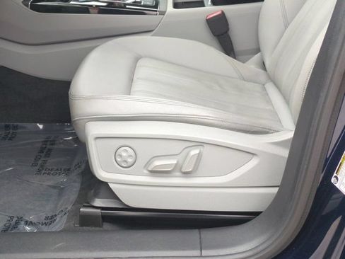 Used 2021 Audi Q5 2.0T Premium w/ Convenience Package AWD/4WD image 17