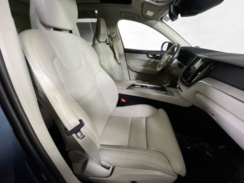 Used 2021 Volvo XC60 T5 Inscription image 29