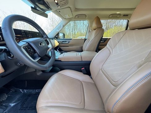 Certified 2026 INFINITI QX80 Luxe w/ Cargo Package AWD/4WD image 20