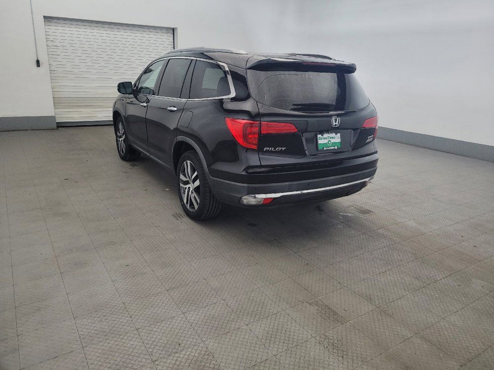 Used 2017 Honda Pilot Touring image 5
