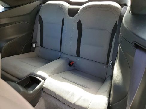 Used 2020 Chevrolet Camaro LT image 13