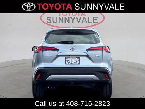 Used 2022 Toyota Corolla Cross XLE FWD image 8