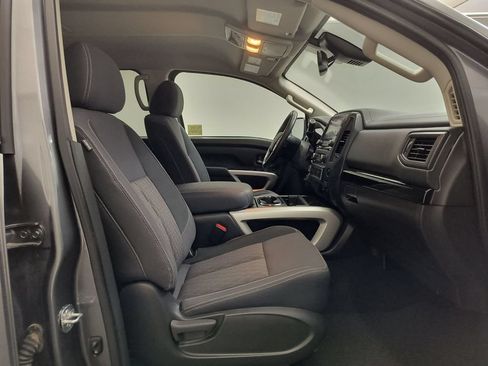 Used 2023 Nissan Titan SV w/ SV Convenience Package AWD/4WD image 24