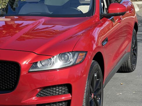 Used 2019 Jaguar F-PACE Prestige image 58