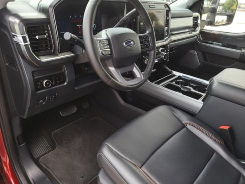 Used 2025 Ford F250 Lariat w/ Lariat Ultimate Package AWD/4WD image 24