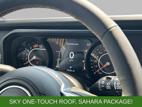 Used 2025 Jeep Wrangler Unlimited Sahara w/ Safety Group AWD/4WD image 23