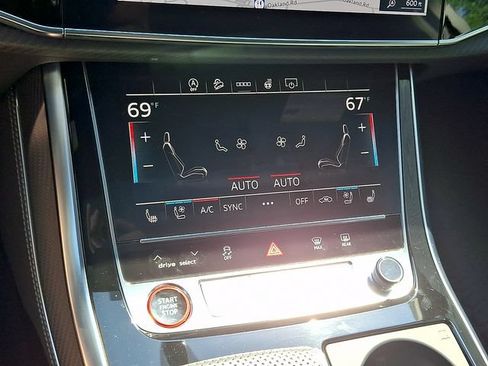 Certified 2026 Audi SQ7 Premium Plus AWD/4WD image 16