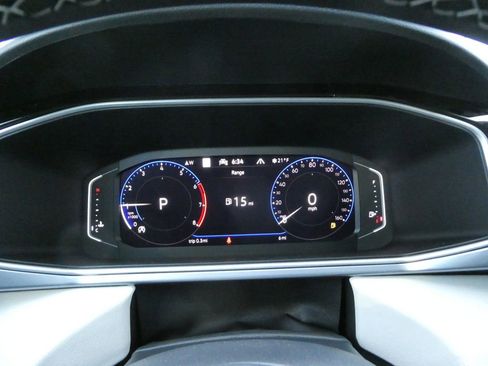 New 2026 Volkswagen Taos SEL image 33