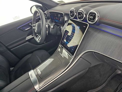 Used 2026 Mercedes-Benz GLC 43 AMG 4MATIC image 11