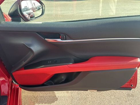 Used 2021 Toyota Camry XSE w/ Cold Weather Package image 8