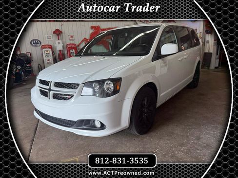 Used 2019 Dodge Grand Caravan GT image 1
