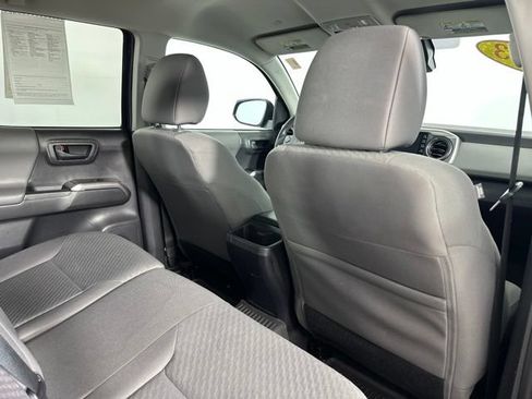 Used 2023 Toyota Tacoma SR5 AWD/4WD image 27