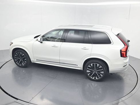 Used 2025 Volvo XC90 B5 Plus AWD/4WD image 45