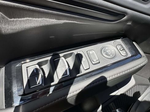 Used 2024 Honda Accord Touring image 34