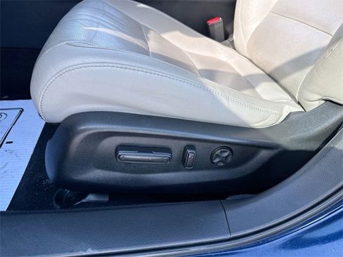 Used 2019 Honda Accord EX-L image 12