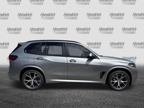 Certified 2024 BMW X5 sDrive40i w/ M Sport Package RWD image 11