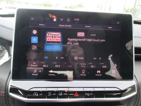 Used 2025 Jeep Compass Trailhawk AWD/4WD image 15