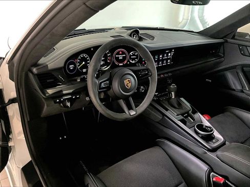Used 2022 Porsche 911 GT3 image 7
