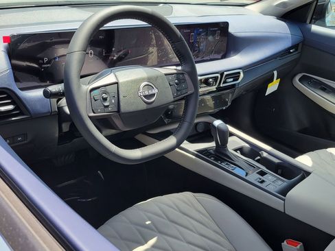 New 2026 Nissan Sentra SL w/ Floor Mat Package FWD image 3