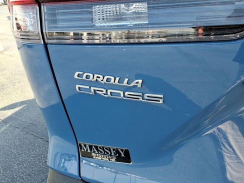 New 2026 Toyota Corolla Cross LE image 5