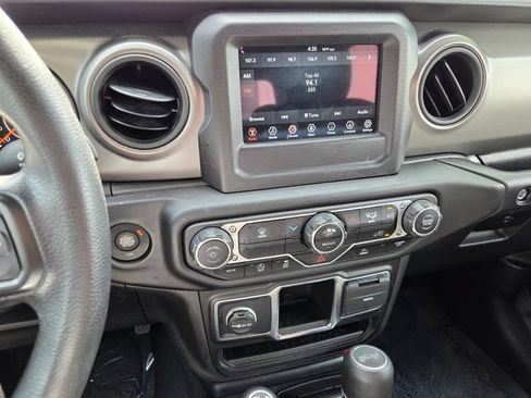 Used 2023 Jeep Wrangler Sport AWD/4WD image 21
