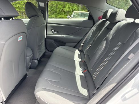 New 2026 Hyundai Elantra SEL Sport FWD image 12