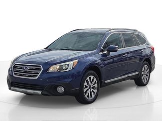 Used 2017 Subaru Outback 3.6R Touring video 2