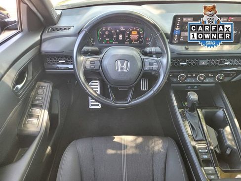 Used 2025 Honda Accord Sport image 11