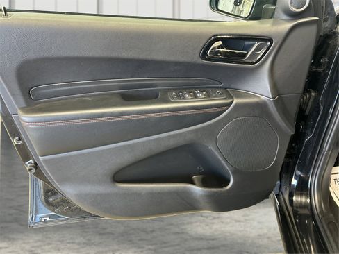 Used 2025 Dodge Durango GT image 18