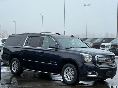 Used 2019 GMC Yukon XL SLT w/ Open Road Package image 38