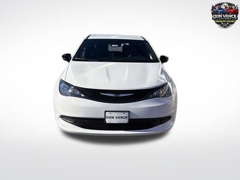 New 2026 Chrysler Voyager LX FWD image 8