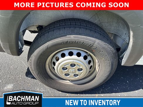 Used 2024 RAM ProMaster 2500 w/ Convenience Group FWD image 7
