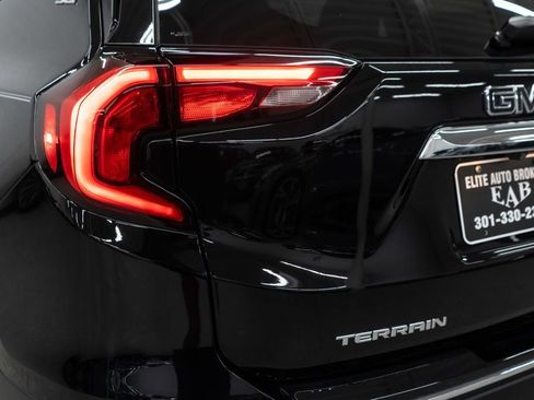 Used 2020 GMC Terrain SLT w/ Preferred Package image 43